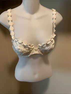 Vintage Bolero Paris white Lace Bra 34B